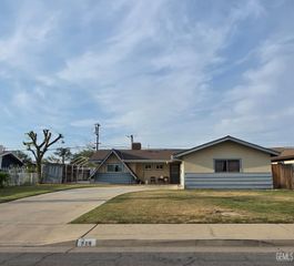 908 San Vicente Drive, Bakersfield, CA 93307