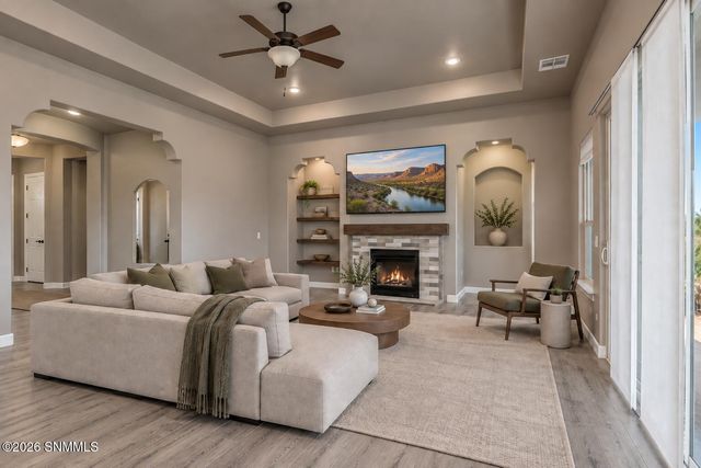 6060 Arosa Street, Las Cruces, NM 88012