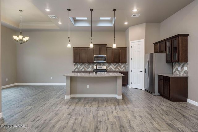 6060 Arosa Street, Las Cruces, NM 88012