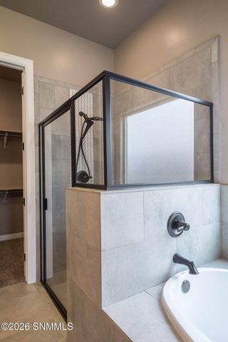 6060 Arosa Street, Las Cruces, NM 88012