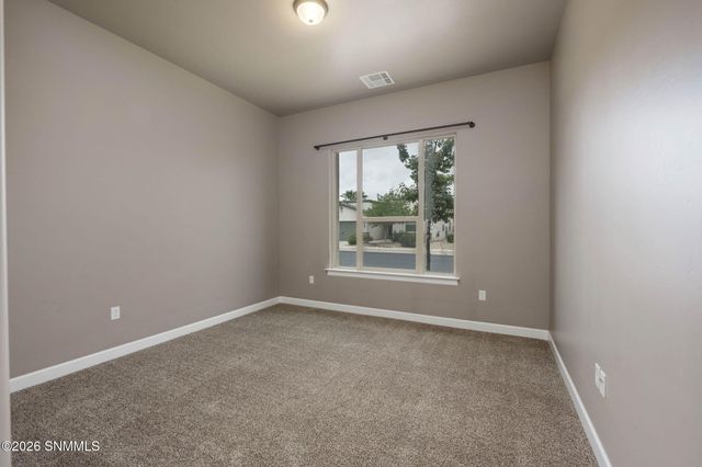 6060 Arosa Street, Las Cruces, NM 88012