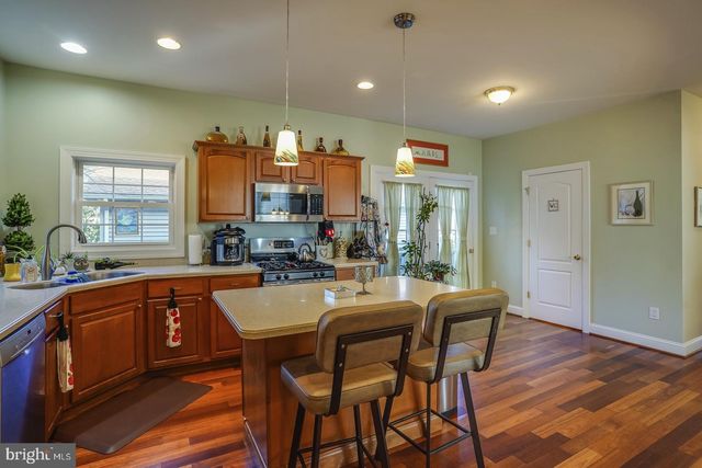 53 WASHINGTON ST, Dover, DE 19901