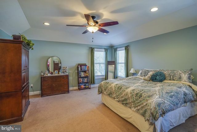 53 WASHINGTON ST, Dover, DE 19901