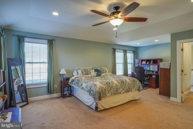 53 WASHINGTON ST, Dover, DE 19901