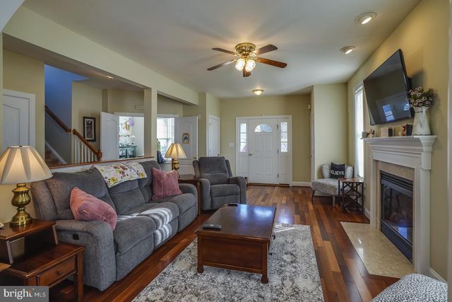 53 WASHINGTON ST, Dover, DE 19901