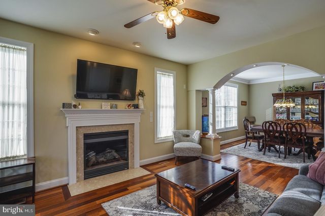 53 WASHINGTON ST, Dover, DE 19901