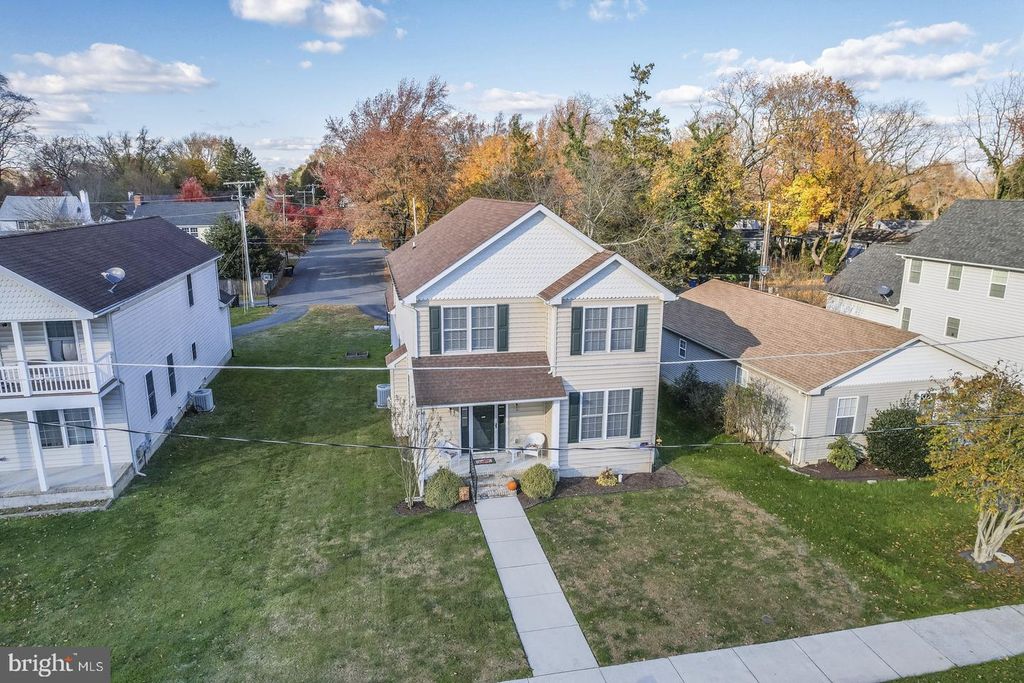 53 WASHINGTON ST, Dover, DE 19901