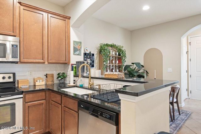 6214 HIGH TIDE Boulevard, Jacksonville, FL 32258