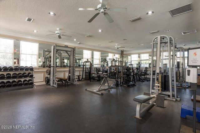 6214 HIGH TIDE Boulevard, Jacksonville, FL 32258