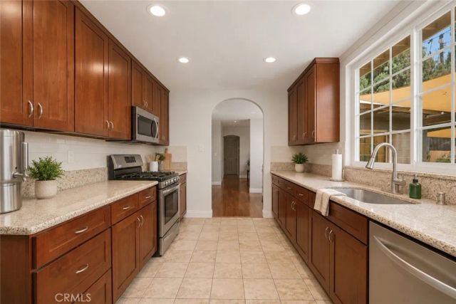 408 S Rodilee Avenue, West Covina, CA 91791