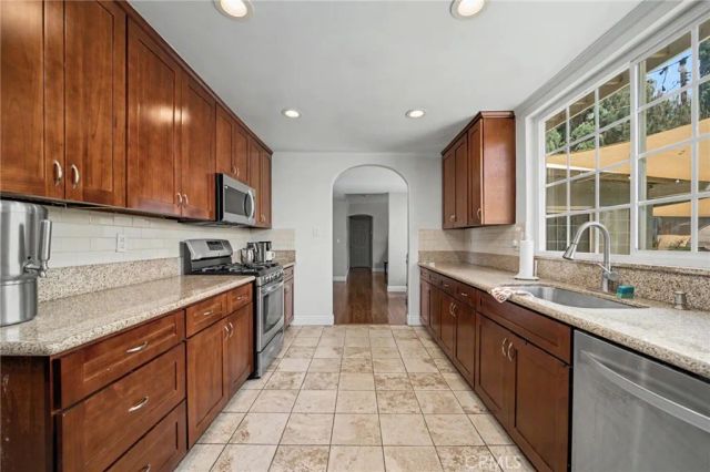 408 S Rodilee Avenue, West Covina, CA 91791