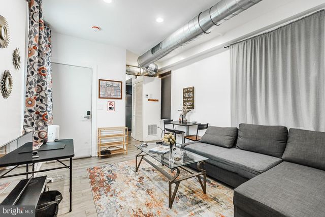 617 E LOCUST AVE, Philadelphia, PA 19144