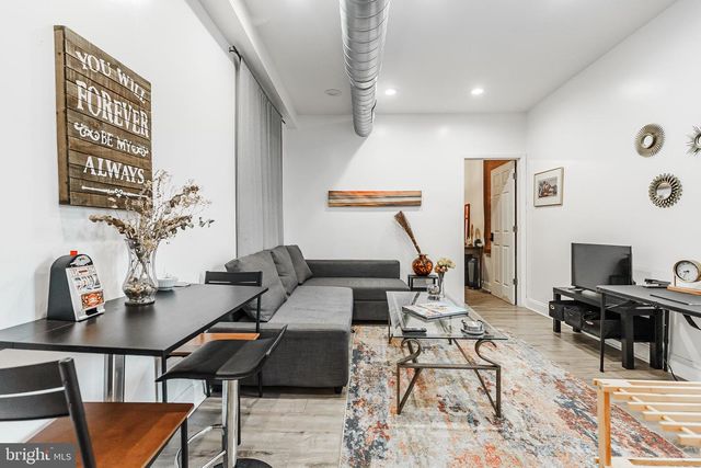 617 E LOCUST AVE, Philadelphia, PA 19144