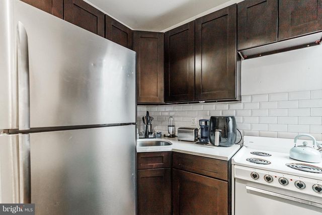 617 E LOCUST AVE, Philadelphia, PA 19144