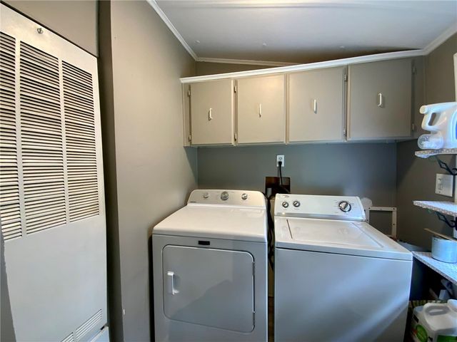 279 Valleyview Dr., North Fayette, PA 15071