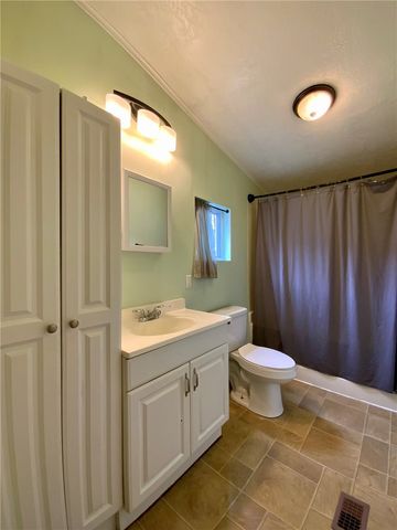 279 Valleyview Dr., North Fayette, PA 15071