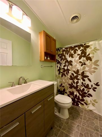 279 Valleyview Dr., North Fayette, PA 15071