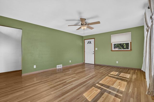 1031 Lawnview Avenue, Newark, OH 43055