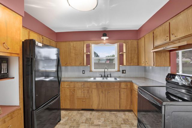 1031 Lawnview Avenue, Newark, OH 43055