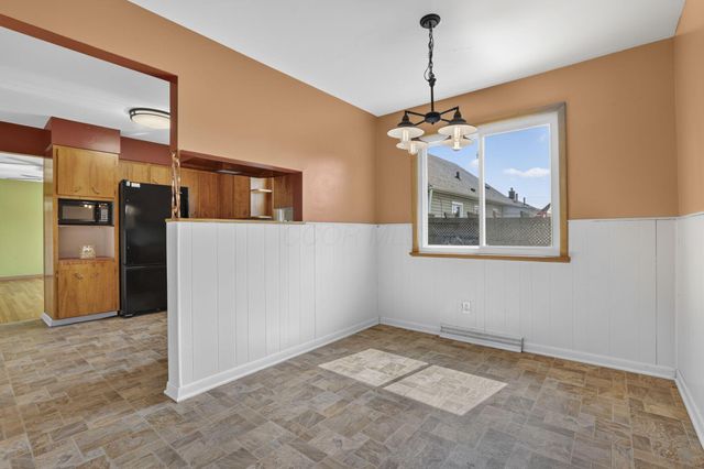 1031 Lawnview Avenue, Newark, OH 43055