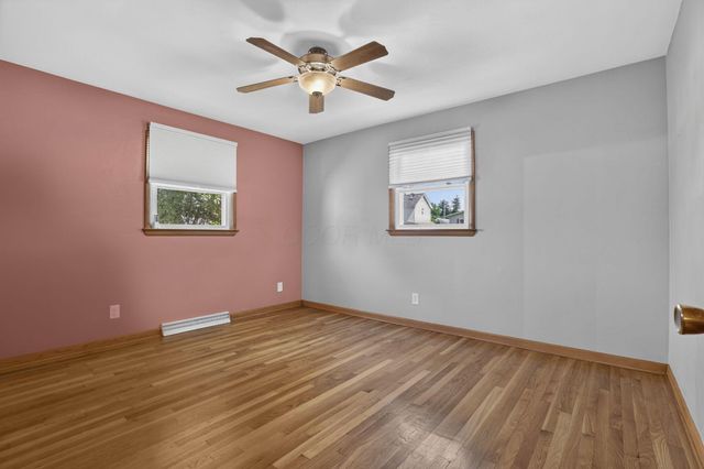 1031 Lawnview Avenue, Newark, OH 43055