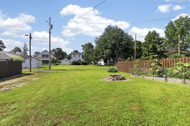 1031 Lawnview Avenue, Newark, OH 43055