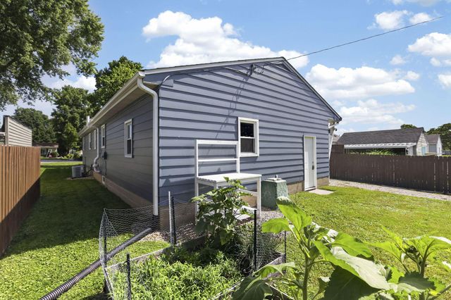 1031 Lawnview Avenue, Newark, OH 43055