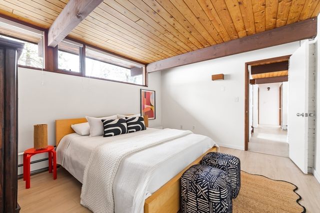 134 Rangeley Rd, Brookline, MA 02467