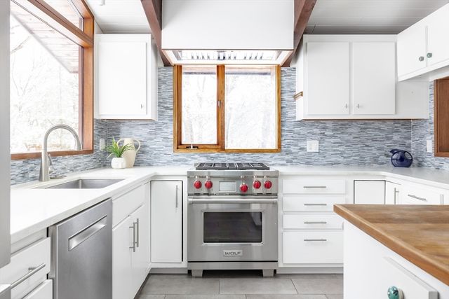 134 Rangeley Rd, Brookline, MA 02467