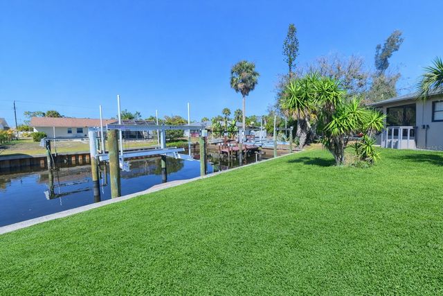 3211 RIVERSIDE DRIVE, Punta Gorda, FL 33950