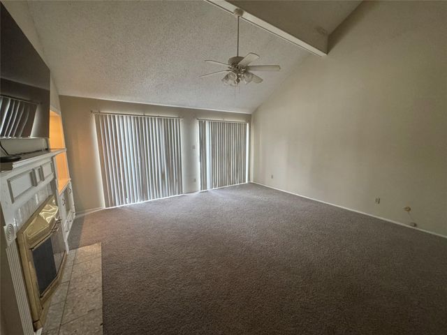 5842 Sampley Way, Houston, TX 77092