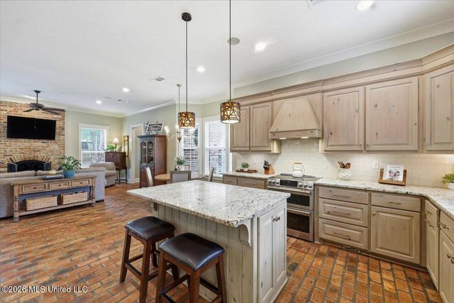 1222 Centre Court, Brandon, MS 39042