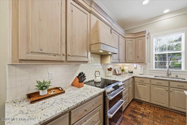 1222 Centre Court, Brandon, MS 39042