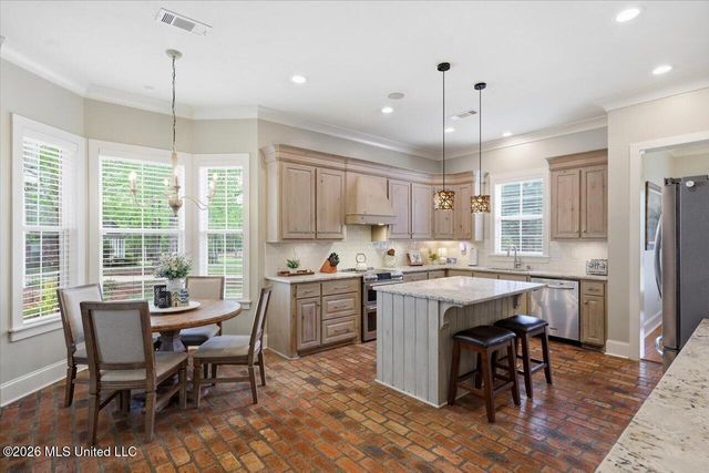 1222 Centre Court, Brandon, MS 39042