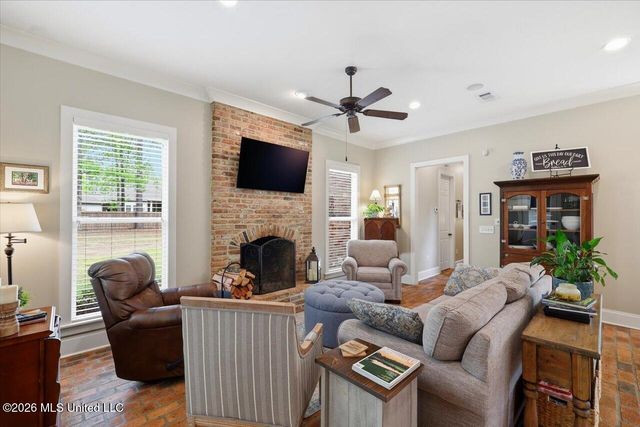 1222 Centre Court, Brandon, MS 39042