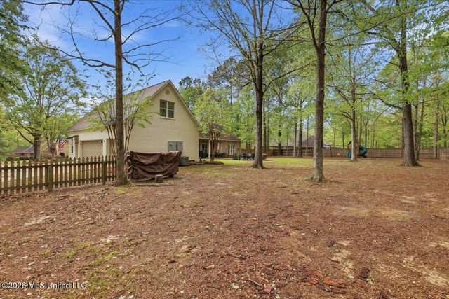 1222 Centre Court, Brandon, MS 39042
