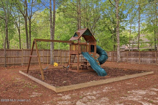 1222 Centre Court, Brandon, MS 39042
