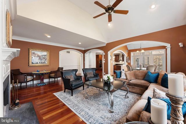 253 ITHAN CREEK RD, Villanova, PA 19085