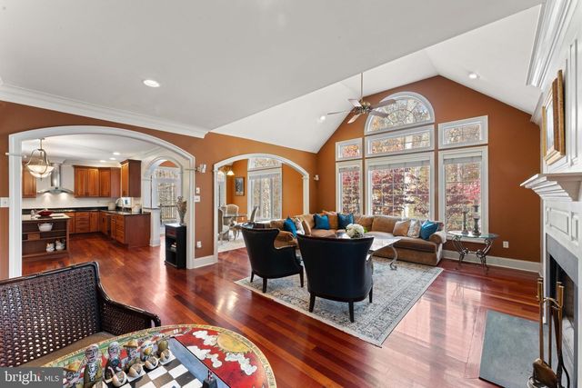 253 ITHAN CREEK RD, Villanova, PA 19085