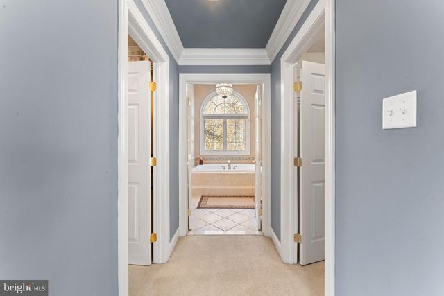 253 ITHAN CREEK RD, Villanova, PA 19085