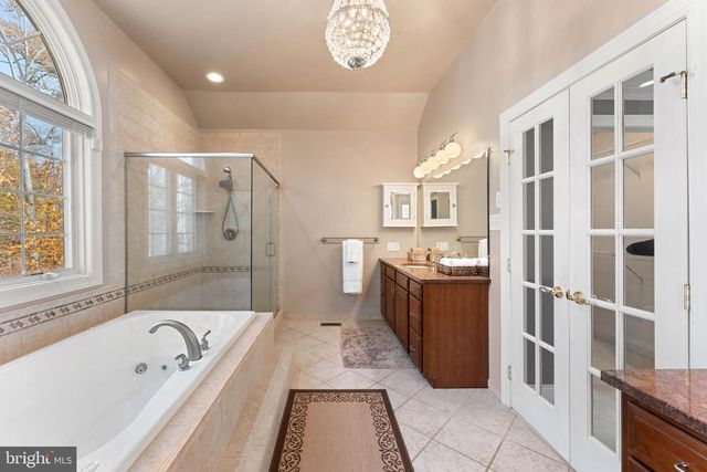 253 ITHAN CREEK RD, Villanova, PA 19085