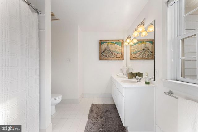 253 ITHAN CREEK RD, Villanova, PA 19085