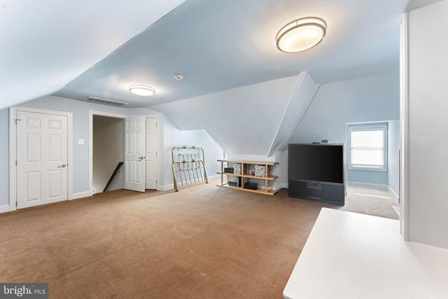 253 ITHAN CREEK RD, Villanova, PA 19085