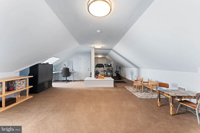 253 ITHAN CREEK RD, Villanova, PA 19085