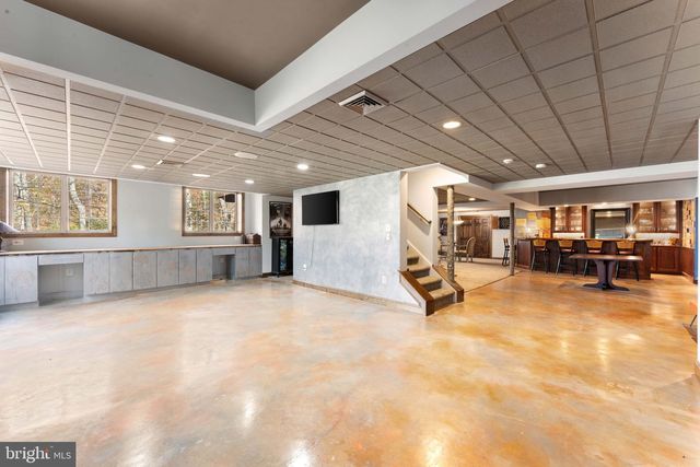 253 ITHAN CREEK RD, Villanova, PA 19085