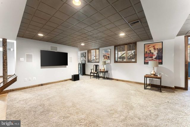 253 ITHAN CREEK RD, Villanova, PA 19085