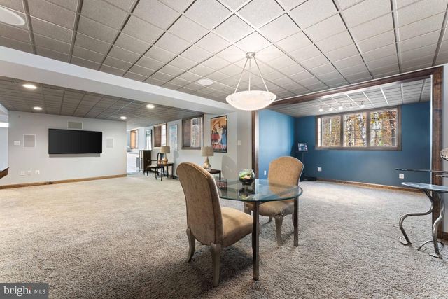 253 ITHAN CREEK RD, Villanova, PA 19085