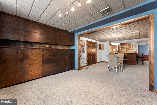 253 ITHAN CREEK RD, Villanova, PA 19085