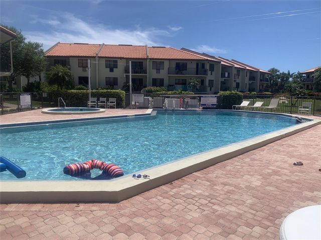 1515 PINELLAS BAYWAY S 34, St Petersburg, FL 33715