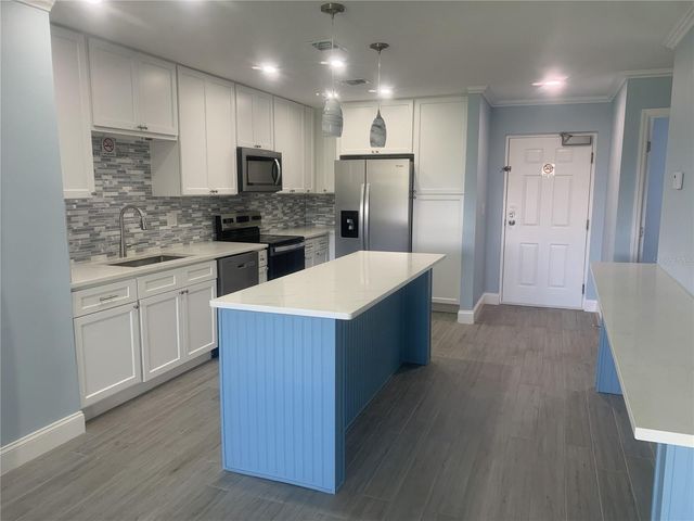 1515 PINELLAS BAYWAY S 34, St Petersburg, FL 33715